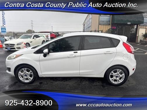 2015 Ford Fiesta SE