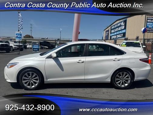 2017 Toyota Camry XLE