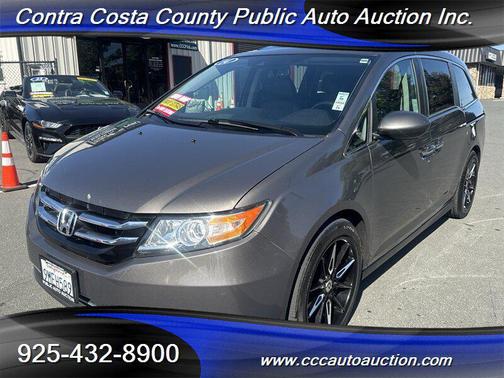 Modern Steel Metallic 2014 Honda Odyssey EX-L