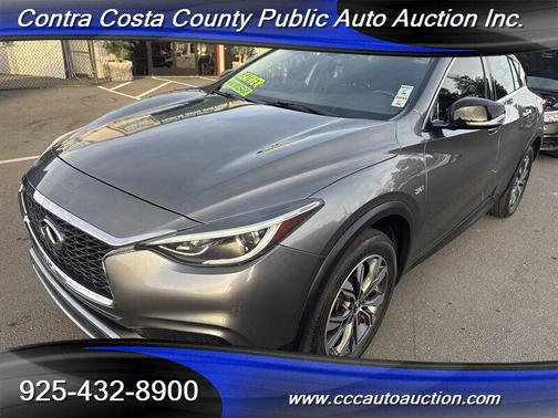 2018 INFINITI QX30 Luxury