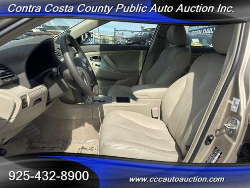 2009 Toyota Camry LE