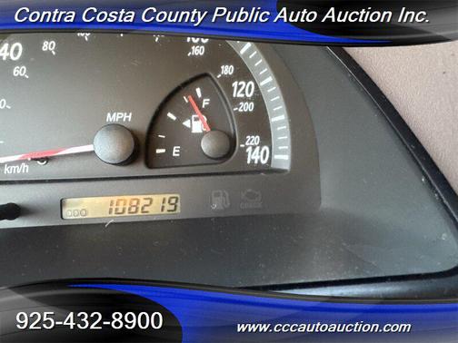 2004 Toyota Camry LE V6