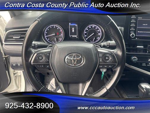 2021 Toyota Camry SE