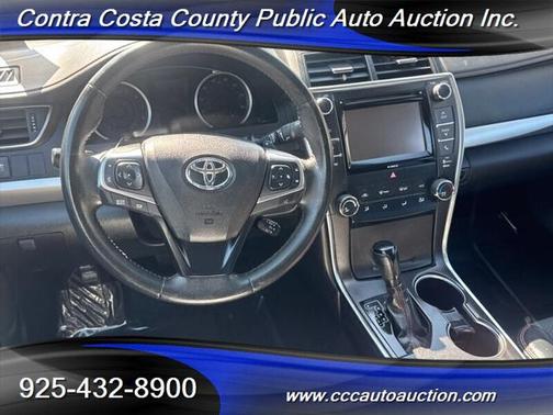 2017 Toyota Camry SE
