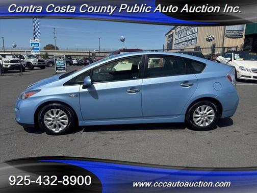 2014 Toyota Prius Plug-in Advanced