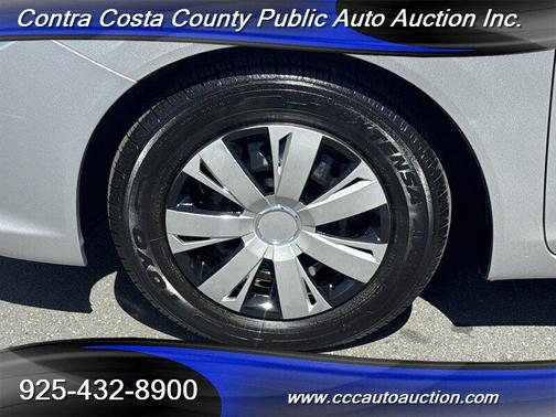 Alabaster Silver Metallic 2012 Honda Civic LX