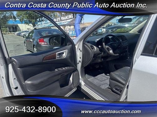2014 Nissan Pathfinder Hybrid Platinum