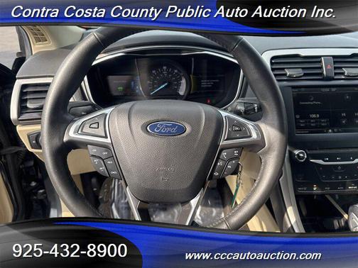 2014 Ford Fusion Hybrid SE