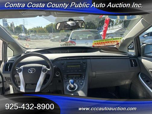 Blizzard Pearl 2011 Toyota Prius One