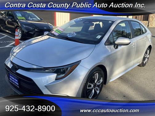 2024 Toyota Corolla LE