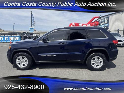 True Blue Pearlcoat 2017 Jeep Grand Cherokee Laredo