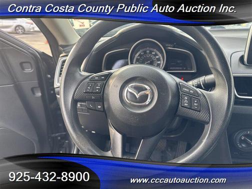 2016 Mazda Mazda3 i Sport