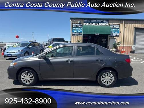 2010 Toyota Corolla LE