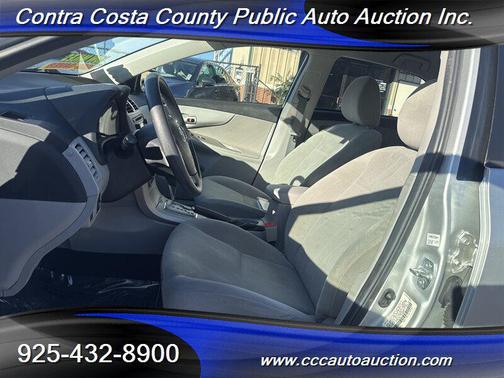 2012 Toyota Corolla LE