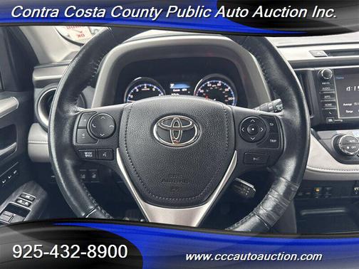 2017 Toyota RAV4 Platinum