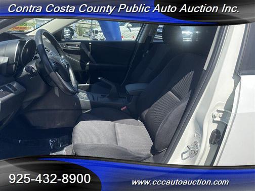 2012 Mazda Mazda3 i Touring
