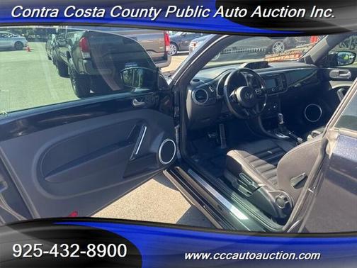 2012 Volkswagen Beetle Base