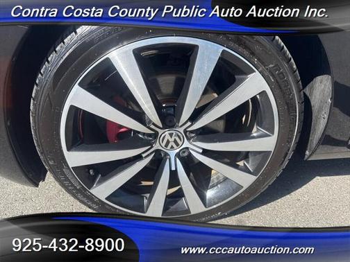 2012 Volkswagen Beetle Base