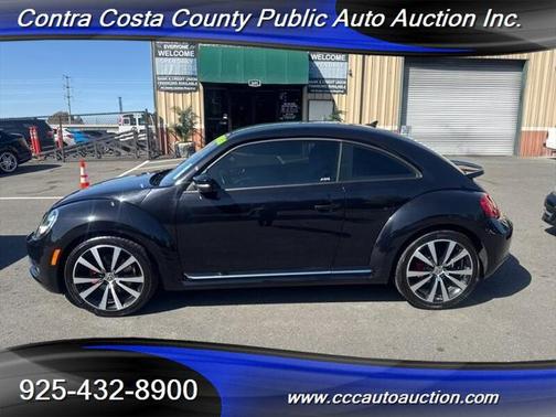 2012 Volkswagen Beetle Base