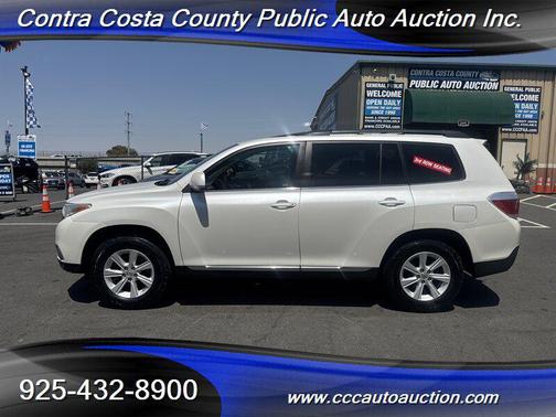2012 Toyota Highlander SE