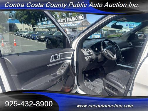 White Platinum Metallic Tri-Coat 2012 Ford Explorer XLT