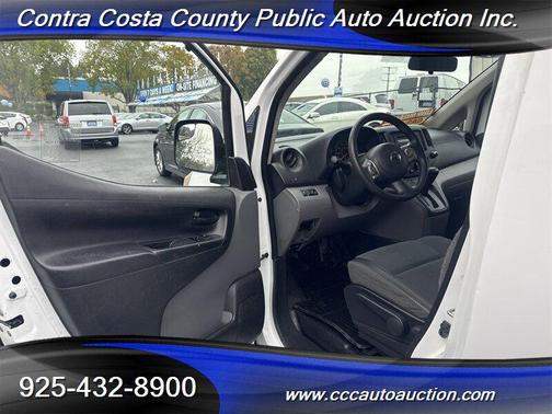 2015 Nissan NV200 SV