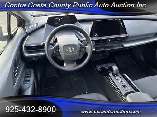 2024 Toyota Prius LE