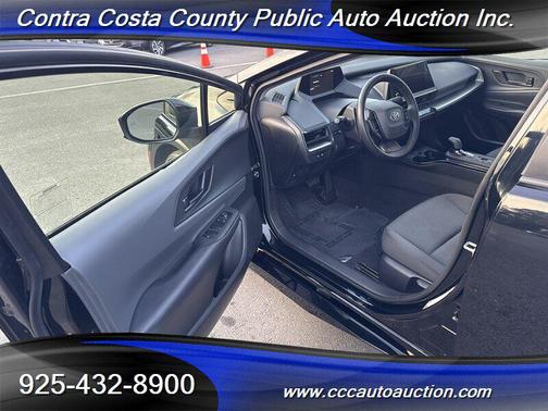 2024 Toyota Prius LE