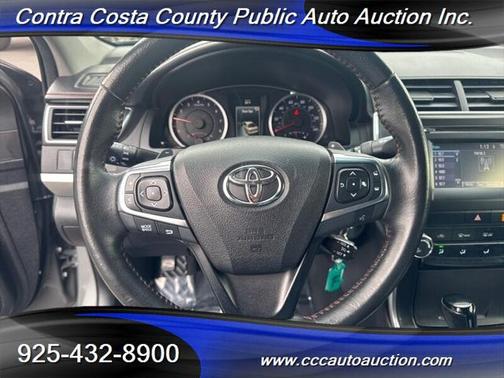 2016 Toyota Camry SE