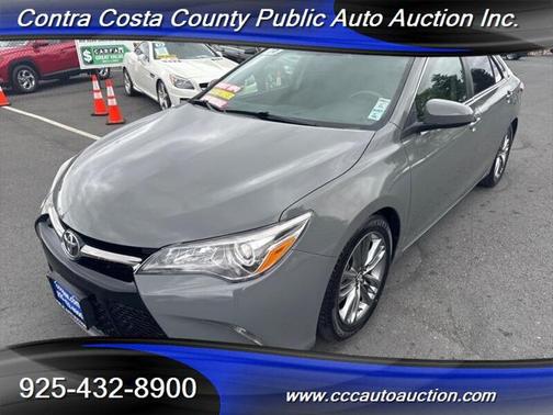 2016 Toyota Camry SE