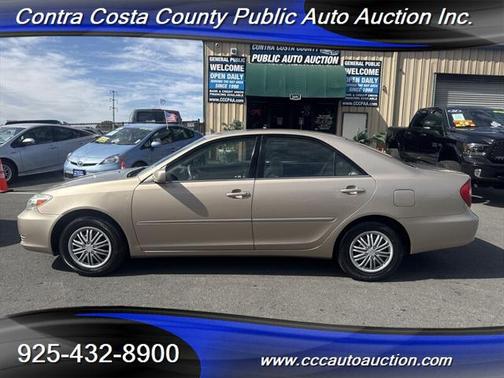 2003 Toyota Camry LE