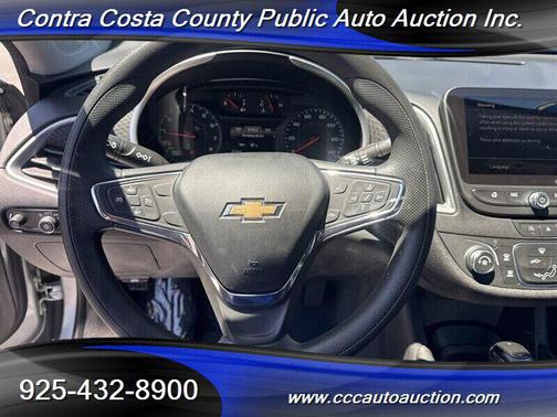 Silver Ice Metallic 2020 Chevrolet Malibu 1LS