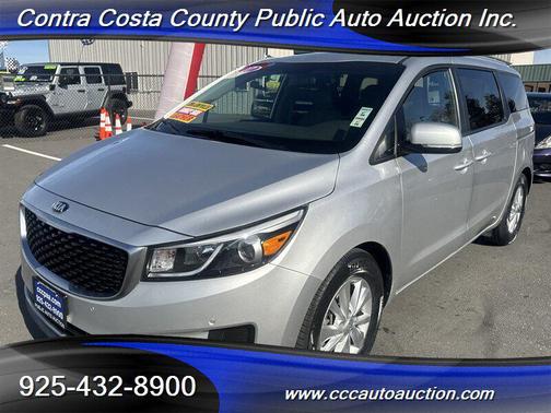 2017 Kia Sedona LX