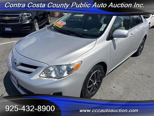 2011 Toyota Corolla LE
