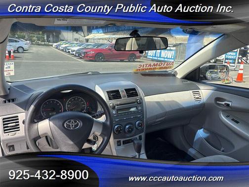 2011 Toyota Corolla LE