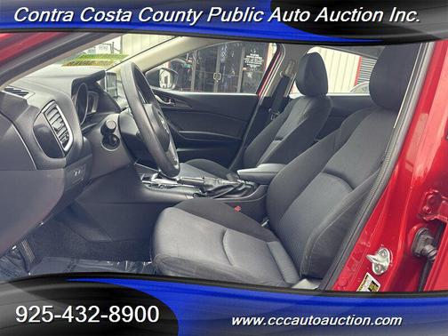 2016 Mazda Mazda3 i Sport