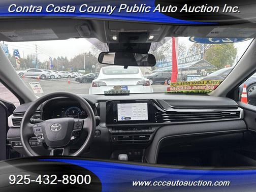 2025 Toyota Camry LE