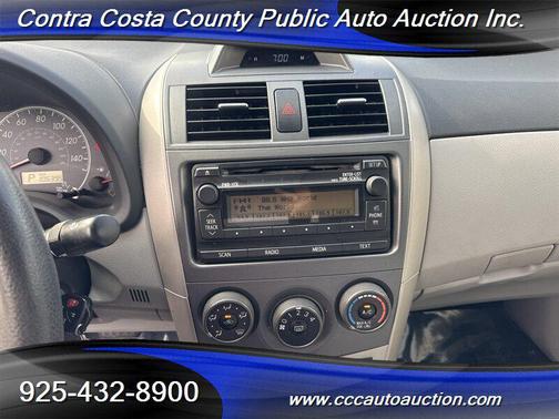 2012 Toyota Corolla LE