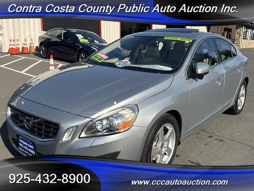 2013 Volvo S60 T5 Platinum