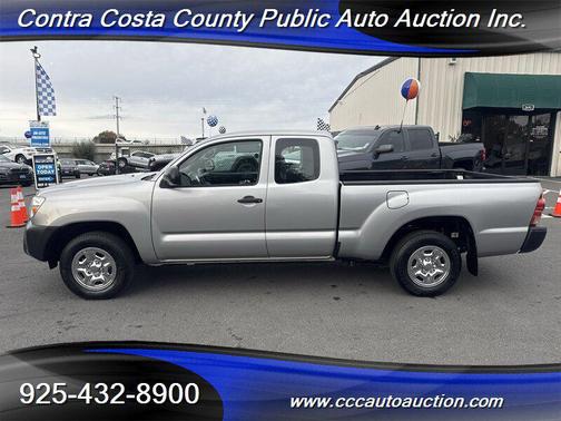 2015 Toyota Tacoma Base