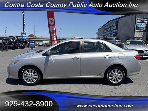 Classic Silver Metallic 2010 Toyota Corolla XLE