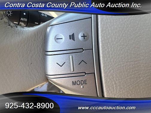 2005 Toyota Avalon XLS