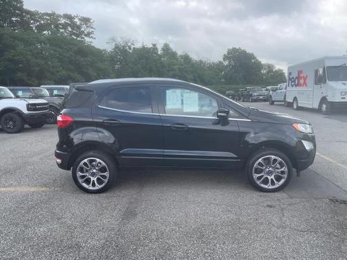 2022 Ford EcoSport TITANIUM
