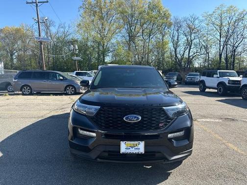 AGATE BLACK METALLIC 2024 Ford Explorer ST