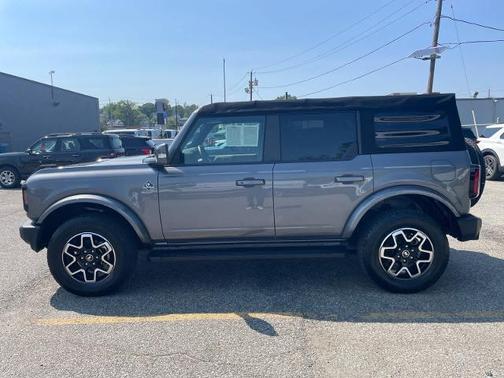 2021 Ford Bronco OUTER BANKS