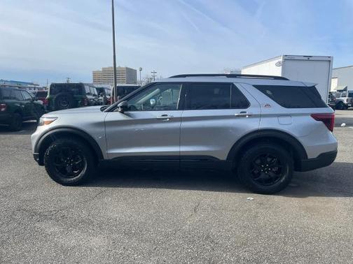 2024 Ford Explorer TIMBERLINE