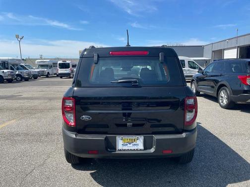 2022 Ford Bronco Sport BASE