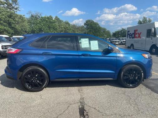 2024 Ford Edge ST-LINE