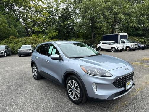 2022 Ford Escape SEL
