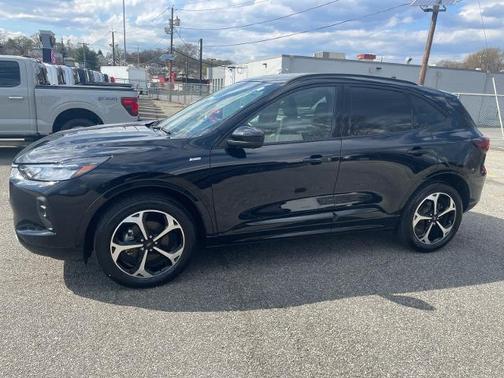 2024 Ford Escape ST-LINE SELECT